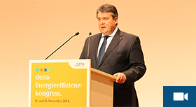 Bundeswirtschaftsminister Gabriel hält seine Rede beim dena-Energieeffizienzkongress