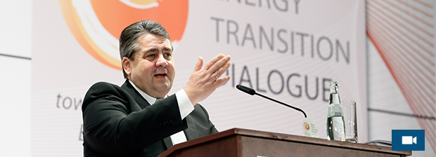 Bundeswirtschaftsminister Sigmar Gabriel hält eine Rede beim Berlin Energy Transition Dialogue 2016.