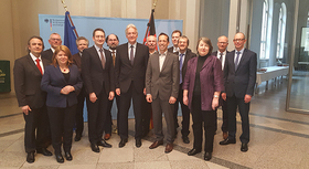 Am 26. Februar 2016 kamen die Mitglieder des Forschungsbeirates der AiF-Forschungsallianz Energiewende (FAE) zu ihrer konstituierenden und ersten Sitzung im Bundesministerium für Wirtschaft und Energie (BMWi) in Berlin zusammen